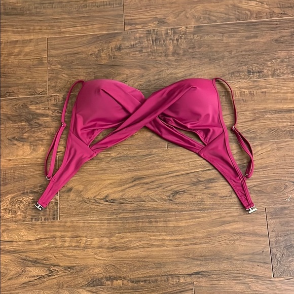 Women's Medium Swim Elegant Pink Top - Picture 7 of 7